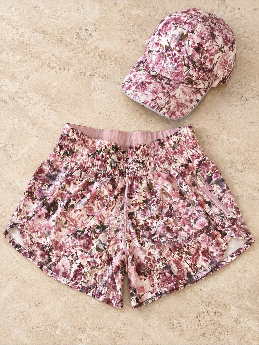 Lululemon Floral Running Shorts Size 4 & Matching Cap Set Like New